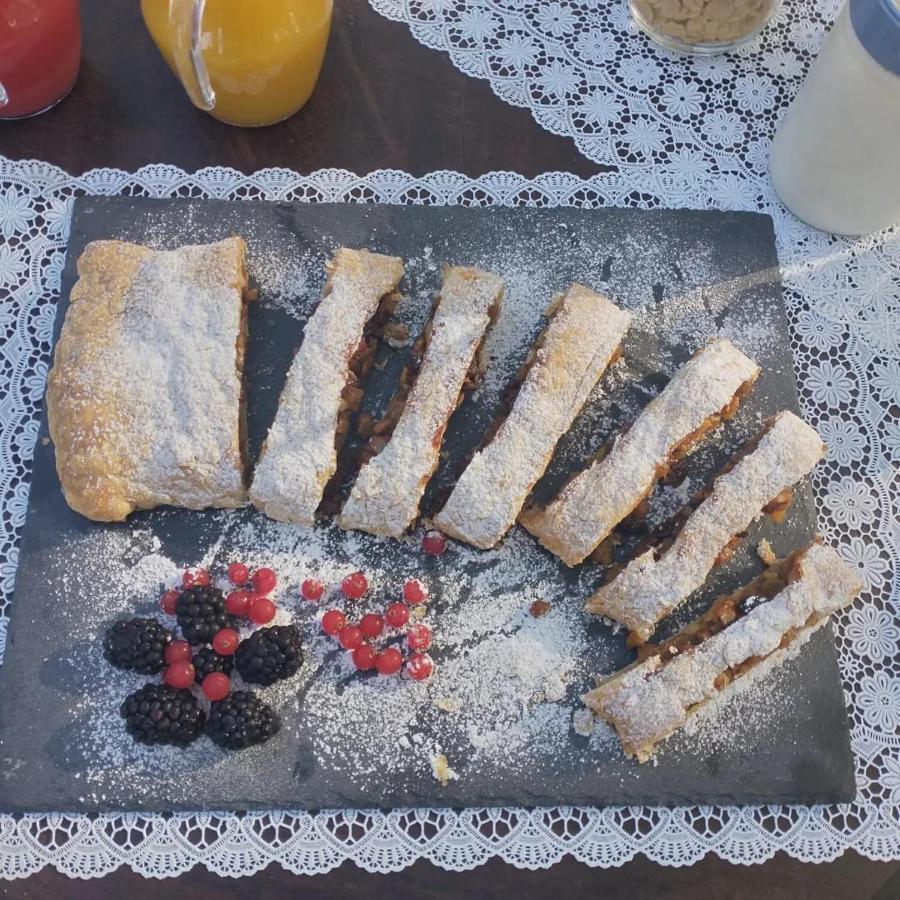 Bed and Breakfast Pirro & Sharon House Pianore Экстерьер фото